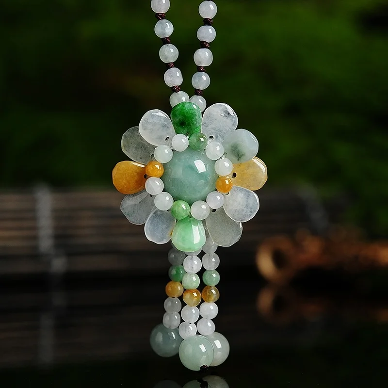 Necklace Pendant - Pendentif en Jade de birman certifié,