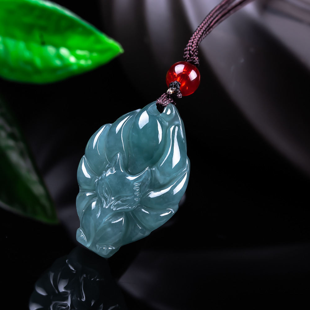 Necklace Pendant - Collier pendentif renard en jadéite birmane