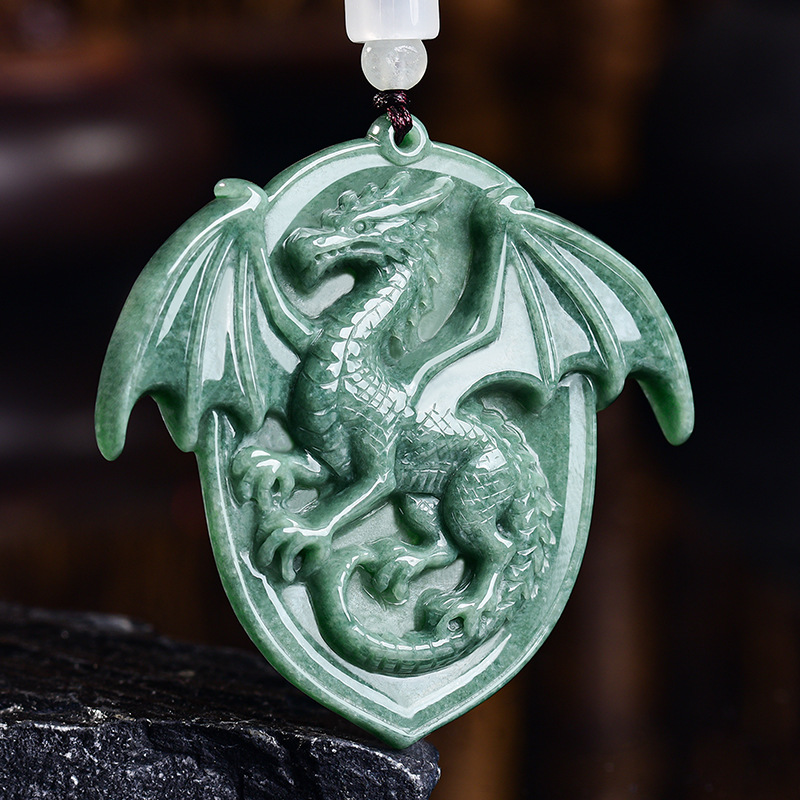 Necklace Pendant - Collier pendentif Dragon en jadéite birmane