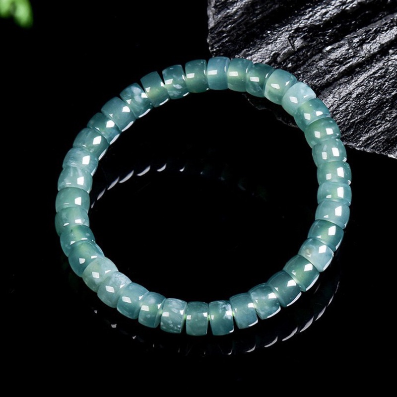 Bracelet en perles de jade de  - Jewelry & Watches Vitopoulos Reviews avis et prix