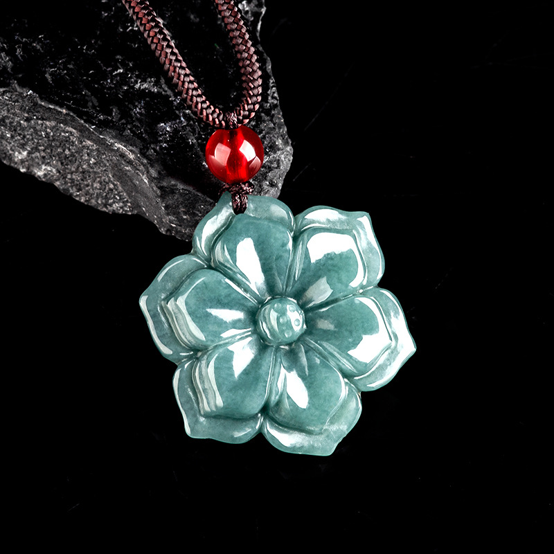 Collier pendentif fleur en jad - Necklace Pendant avis et prix