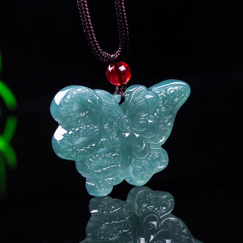 Jadeite naturelle de qualité A - Jewelry & Watches Vitopoulos Reviews avis et prix