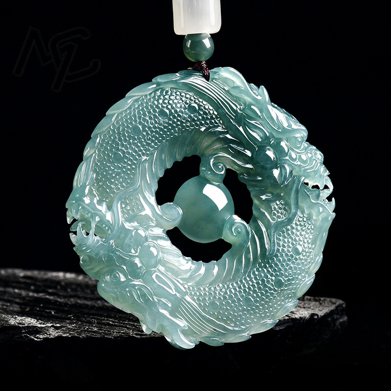 Collier pendentif en jade bleu - Necklace Pendant avis et prix