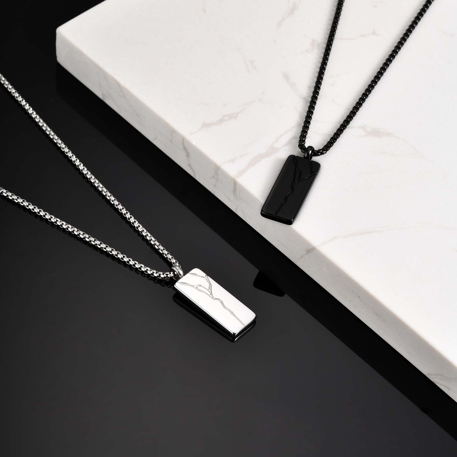 Collier pendentif carré craque - Mens Dog Tag Necklace avis et prix