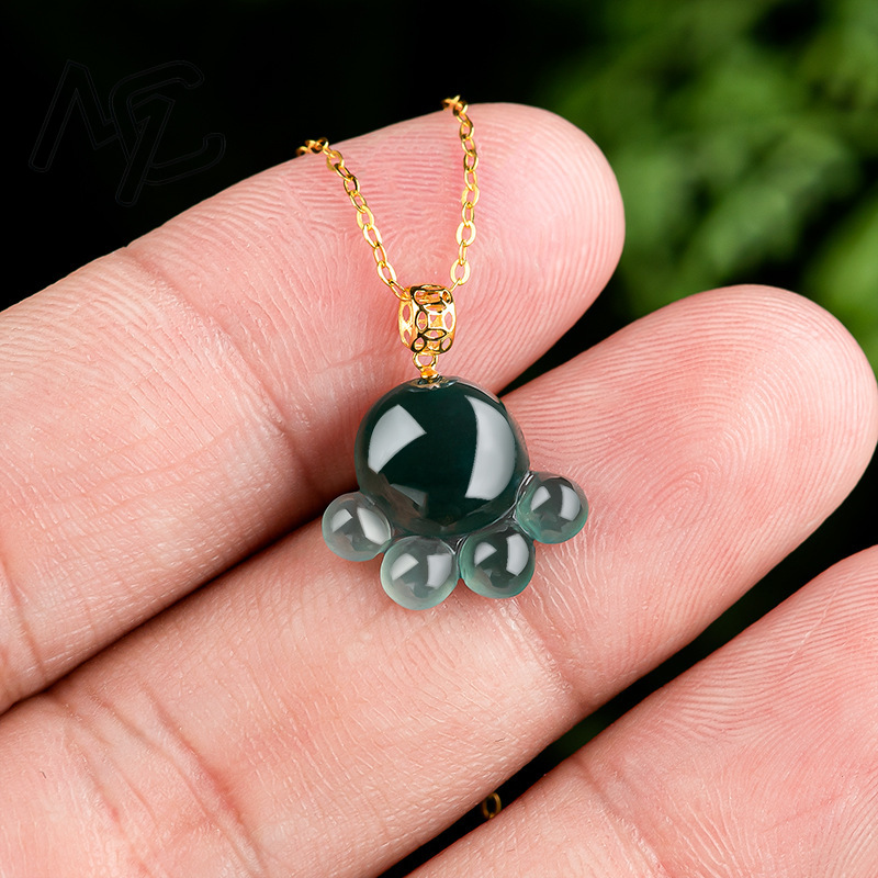 Collier pendentif patte de cha - Necklace Pendant avis et prix
