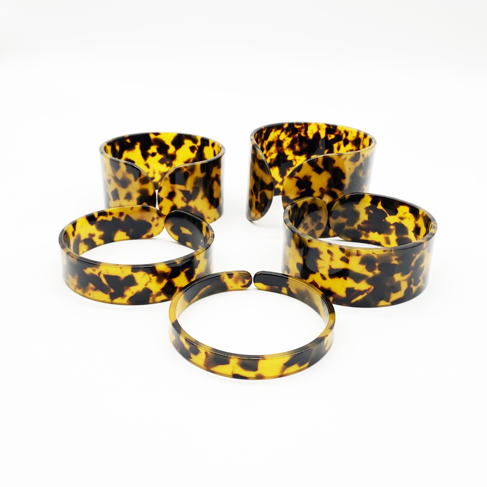 Bracelet en Forme de Tortue po - Pacific Jewelry & Watches Los Angeles avis et prix